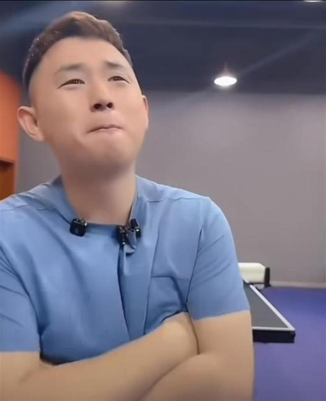评论员批罗德里表现:我们都爱他,但现在他已不是那个罗德里