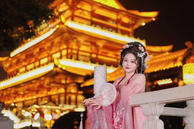 公牛最多领先34分大胜雄鹿:中国血统十号秀19+5+5 四号秀10分