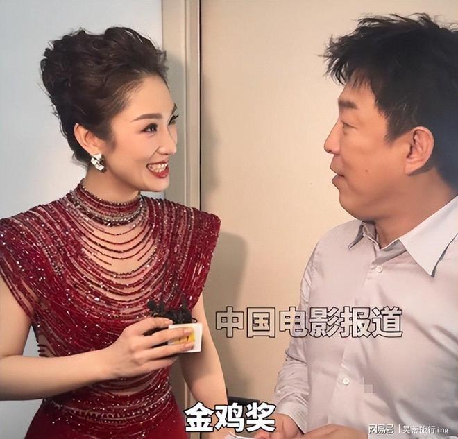 休赛期战力榜,火箭仅排第10!倒逼斯通追巨星?单核带队难过首轮